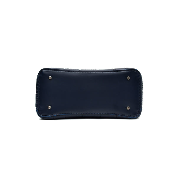 Crocodile Textured Handbag (Navy Blue)