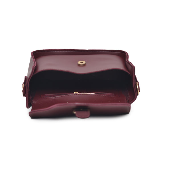 Saddle Buckle Crossbody Bag (Maroon)